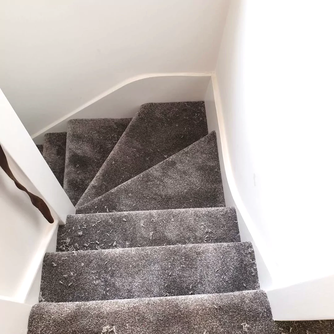 hallway-stairs-carpet-solutions-